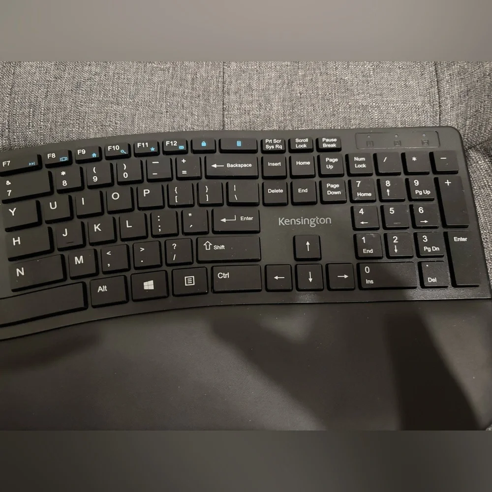 Brand New Kensington Pro Fit Ergonomic Black Wireless Keyboard